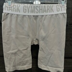 Gymshark Men's Light Gray Athletic Shorts